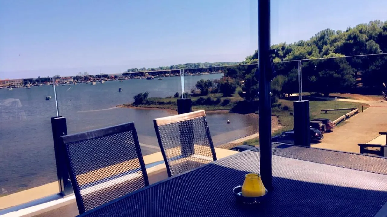 Apartman Eden Medulin 0*,  Croatia